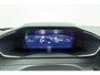 Peugeot 2008 1.2 Hybrid 145 Allure | Climate & Cruise Control | Parkeersensoren voor + achter | AppleCarplay/Android Auto |