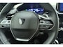 Peugeot 2008 1.2 Hybrid 145 Allure | Climate & Cruise Control | Parkeersensoren voor + achter | AppleCarplay/Android Auto |