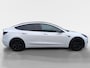 Tesla Model 3 Standard RWD Plus 60 kWh | HEEL MOOIE STAAT !! | Pano dak | 18 inch zwart | Rode remklauwen | Donker glas |