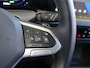 Volkswagen Golf 1.4 eHybrid Style | schuifdak | verwarmd stuur | IQ- light | massagestoelen