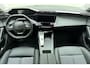 Peugeot 308 1.2 Hybrid 145 e-DCS6 Allure AGR l Stoelverwarming l 360 Camera l PDC l Wireless Apple Carplay & Android Auto l Navigatie l Draadloze Telefoonlader l Lichtmetalen Velgen l LED l Adaptive Cruise Control