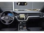 Volvo V60 2.0 T8 Plug-in hybrid AWD Ultra Dark Panorama/schuifdak | 360 camera | Extra getint glas achter | Elektrische stoelen met geheugen functie | Elektrische achterklep | BLIS