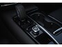 Volvo V60 T8 Plug-in hybrid AWD Ultra Dark Panorama/schuifdak | 360 camera | Extra getint glas achter | Elektrische stoelen met geheugen functie | Elektrische achterklep | BLIS