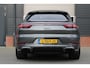 Porsche Cayenne Coupé 3.0 E - Hybrid - 22 inch - Sport Design - Panoramadak - Adaptieve cruise control - Sport Grono 18 voudig verstelbare stoelen - Luchtvering - Matrix Led koplampen - Trekhaak Nederlandse Porsche - Bose - Rondom zicht camera
