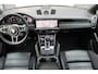 Porsche Cayenne Coupé 3.0 E - Hybrid - 22 inch - Sport Design - Panoramadak - Adaptieve cruise control - Sport Grono 18 voudig verstelbare stoelen - Luchtvering - Matrix Led koplampen - Trekhaak Nederlandse Porsche - Bose - Rondom zicht camera