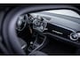 Volkswagen Up! 1.0 high up! BlueMotion|Fender-audio|Parkeersensoren|Navigatie|Bluetooth|Airco|Elek-pakket|NL-auto