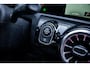 Mercedes-Benz A-klasse 200 AMG I Pano I Sfeerverl. I Org.NL I Camera I Stoelmemo I Multibeam I 1e-eig I Dealer-o.h.
