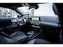 Mercedes-Benz A-klasse 200 AMG I Pano I Sfeerverl. I Org.NL I Camera I Stoelmemo I Multibeam I 1e-eig I Dealer-o.h.