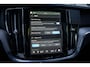 Volvo V60 2.0 T6 350pk Plug-in hybrid AWD Plus Dark|Pano|H&K|Elek-trekhaak|360°|NL-auto|Dealer-onderhouden