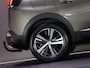 Peugeot 3008 1.2 PureTech Première (TREKHAAK, PANO, APPLE CARPLAY/ANDROID AUTO, STOELVERWARMING, CRUISE, CLIMA, SFEERVERLICHTING)