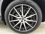 Mercedes-Benz EQC 400 4MATIC AMG Line 80 kWh | Schuifdak | Trekhaak | Distronic | Memory | Alarm | Car Play | Head Up Display | Inclusief 24 maanden Mercedes-Benz Certified garantie voor Europa.