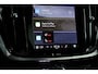 Volvo V60 2.0 T8 Plug-in hybrid AWD Plus Dark / LED / Pilot assist / Harmankardon / CarPlay
