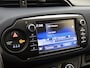 Toyota Yaris 1.5 Hybrid Bi-Tone | Cruise Control | Airco | Achteruitrijcamera