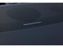 Volvo XC40 B4 Plus Dark | Trekhaak | Verwarmbare voorstoelen en stuurwiel | Premium audio by Harman Kardon | Adaptieve cruise control | Verwarmbare voorruit | Keyless | Elektrische achterklep | Apple carplay/Android auto