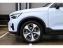 Volvo XC40 B4 Plus Dark | Trekhaak | Verwarmbare voorstoelen en stuurwiel | Premium audio by Harman Kardon | Adaptieve cruise control | Verwarmbare voorruit | Keyless | Elektrische achterklep | Apple carplay/Android auto