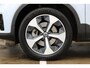 Volvo XC40 B4 Plus Dark | Trekhaak | Verwarmbare voorstoelen en stuurwiel | Premium audio by Harman Kardon | Adaptieve cruise control | Verwarmbare voorruit | Keyless | Elektrische achterklep | Apple carplay/Android auto