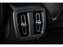 Volvo XC40 B4 Plus Dark | Trekhaak | Verwarmbare voorstoelen en stuurwiel | Premium audio by Harman Kardon | Adaptieve cruise control | Verwarmbare voorruit | Keyless | Elektrische achterklep | Apple carplay/Android auto