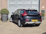 Volvo V40 1.6 T4 180 pk Momentum, NAP, Trekhaak / Cross Country uitvoering