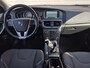 Volvo V40 1.6 T4 180 pk Momentum, NAP, Trekhaak / Cross Country uitvoering