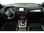 Audi Q5 2.0 TFSI quattro S Edition (STOELVERWARMING, TREKHAAK, CRUISE CONTROL, NAVIGATIE, PARKEERSENSOREN)