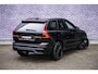 Volvo XC60 2.0 T6 Plug-in hybrid AWD Plus Black Edition | Trekhaak | Harman Kardon Audio | Head-up Display | 360 Graden Camera | Panoramadak | Lichtmetalen Velgen 21 inch | Elektrisch Verstelbare Voorstoelen | Keyless Entry | BLIS