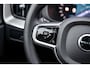 Volvo XC60 2.0 T6 Plug-in hybrid AWD Plus Black Edition | Trekhaak | Harman Kardon Audio | Head-up Display | 360 Graden Camera | Panoramadak | Lichtmetalen Velgen 21 inch | Elektrisch Verstelbare Voorstoelen | Keyless Entry | BLIS