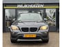 BMW X1 SDrive18i Executive Automaat met Climate !!! Leder !!! Carplay !!! Unieke km stand !!!