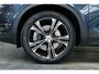 Volvo XC40 T5 Recharge Inscription | Panoramadak | Semi-Electrische Wegklapbare Trekhaak | Harman Kardon Premium Audio | 360° Parkeercamera | Parkeersensoren voor + achter | Stoelverwarming | Lederen Bekleding | Adaptive Cruise Control