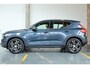 Volvo XC40 T5 Recharge Inscription | Panoramadak | Semi-Electrische Wegklapbare Trekhaak | Harman Kardon Premium Audio | 360° Parkeercamera | Parkeersensoren voor + achter | Stoelverwarming | Lederen Bekleding | Adaptive Cruise Control