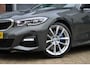 BMW 3-Serie 330i High Executive Edition M-sport / Dravit Grau / Head-up / 19'' Breyton / Elek. Trekhaak