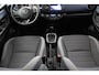 Toyota Yaris 1.5 Hybrid Bi-Tone | Navigatie | Cruise Control | Climate Control | Toyota Safety Sense |