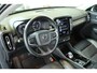 Volvo XC40 T5 Twin Engine Inscription | Stoelverwarming | Parkeersensoren voor + achter | Parkeercamera | Volvo on Call | Navigatie | Lederen bekleding | 1ste Eigenaar | Dealeronderhouden |