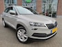 Skoda Karoq 1.5 TSI DSG ACT Business Edition Wegklapbare trekhaak - Dodehoek detectie - Stoel+Voorruit verwarming - 17Inch LMV
