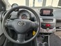 Toyota Aygo 1.0-12V Dynamic Navigator /Nieuwe apk bij afleverin/All season banden/Lm velgen/Airco/Navigatie