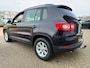 Volkswagen Tiguan 1.4 TSI Track&Field 4Motion 6 bak met elec. panoramadak en navigatie en parkeersensoren en trekhaak en bluetooth