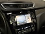 Nissan Qashqai 1.2 N-Connecta (PANORAMADAK, NAVIGATIE, 360 CAMERA, GETINT GLAS, KEYLESS, SPORTSTOELEN, CRUISE, TREKHAAK, NIEUWE APK, NIEUWSTAAT)