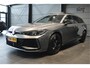 Volkswagen Passat Variant 2.0 TDI 3X R-LINE head up pano trekhaak 18 inch 150 pk !!