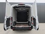 Ford Transit 310 2.0 TDCI L2H2 Trend Automaat | Laadruimte Pakket | Camera | Lichtmetalen Velgen | Stoelverwarming | Verwarmde Voorruit |