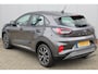 Ford Puma 1.0-125pk EcoBoost Mild-Hybrid Titanium. Fabrieksgarantie t/m 21-05-2027 ! Slechts 14.800km ! Volautm. airco, pdc achter, all season banden, stoel-, stuur- en voorraamverw., navigatie, telefoonvoorb., elektr. achterklep, cruise cntrl, keyless entry&go etc.