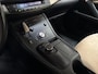 Lexus CT 200h Sport Automaat (NAVIGATIE, ALCANTARA, CAMERA, SPORTSTOELEN, PARKEERSENSOREN, CRUISE, NIEUWE APK, NIEUWSTAAT)