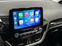 Ford Fiesta 1.0 EcoBoost Titanium (APPLE CARPLAY, GROOT NAVI, CLIMATE, PARKEERSENSOREN, SPORTSTOELEN, GETINT GLAS, CRUISE, NIEUWE APK, NIEUWSTAAT)