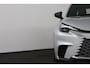 Lexus LBX Business Line 2WD | Dodehoek Detectie | Parkeersensoren Rondom | Navigatie | Stoel en Stuurverwarming | Keyless Entry |