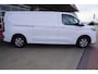 Ford E-Transit Cust. 320L L2H1 Limited 65 kWh 160KW/218PK Automaat met POWERPACK Nr. V029 | Airco | Cruise | Apple CP- Android auto | Trekhaak | Spoilers DEMO