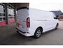 Ford E-Transit Cust. 320L L2H1 Limited 65 kWh 160KW/218PK Automaat met POWERPACK Nr. V029 | Airco | Cruise | Apple CP- Android auto | Trekhaak | Spoilers DEMO