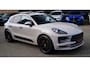 Porsche Macan 2.0 S | Panorama | Bose Sound System | incl BTW | Memory stoelen | 100% Dealer onderhouden | Trekhaak | Krijt Grijs