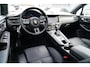 Porsche Macan 2.0 S | Panorama | Bose Sound System | incl BTW | Memory stoelen | 100% Dealer onderhouden | Trekhaak | Krijt Grijs