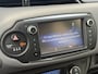 Toyota Yaris 1.5 Hybrid Dynamic Bi-Tone / Dealer Onderhouden / Fabrieksgarantie t/m 07-2027 / Navigatie / Camera / Cruise Control / Bluetooth / Climate Control / Keyless /