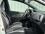 Toyota Yaris 1.5 Hybrid Dynamic Bi-Tone / Dealer Onderhouden / Fabrieksgarantie t/m 07-2027 / Navigatie / Camera / Cruise Control / Bluetooth / Climate Control / Keyless /