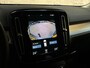 Volvo XC40 1.5 T4 Recharge Inscription 211Pk Automaat (APPLE CARPLAY, GROOT NAVI, CAMERA, GETINT GLAS, SPORTSTOELEN, TREKHAAK, LANE ASSIST, NIEUWSTAAT)