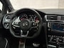 Volkswagen Golf 2.0 TSI GTI 220Pk Automaat (SCHUIFDAK, NAVIGATIE, DYNAUDIO, STOELVERWARMING, DYNAMISCHE KNIPPERLICHTEN, PARKEERSENSOREN, GETINT GLAS, NIEUWSTAAT)